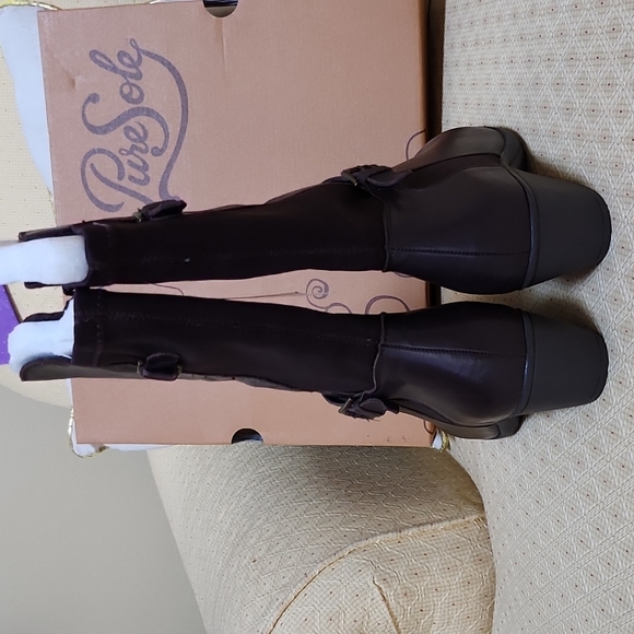 Pure Sole mid calf leather boot - Picture 4 of 4